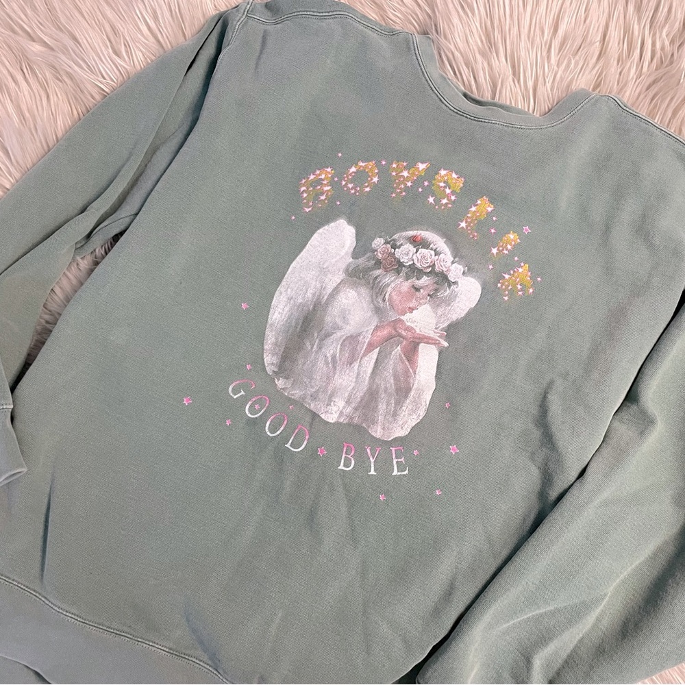 Boys Lie sweatshirt one size fits like L or XL women